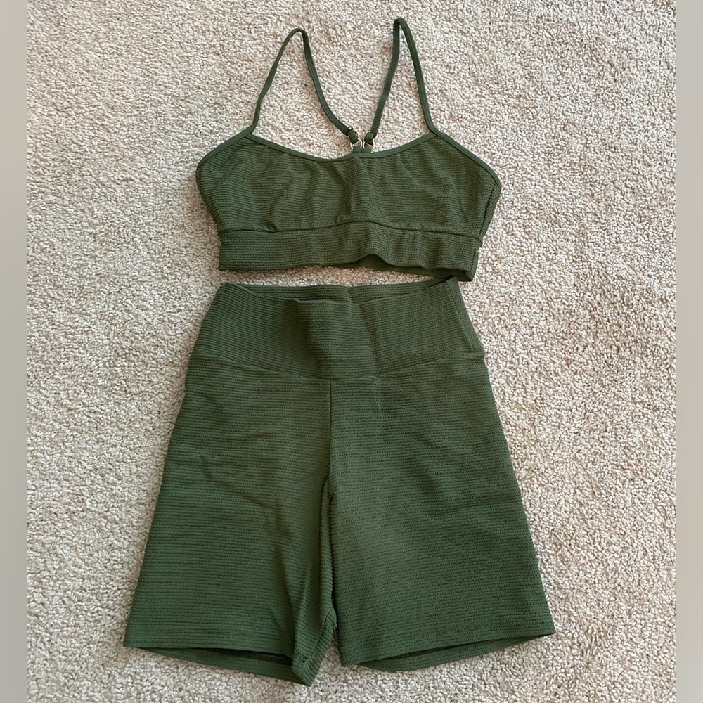 Montce Swim - Olive Micro Scrunch Simple Sport Top & Scrunch Classic Bike Short
